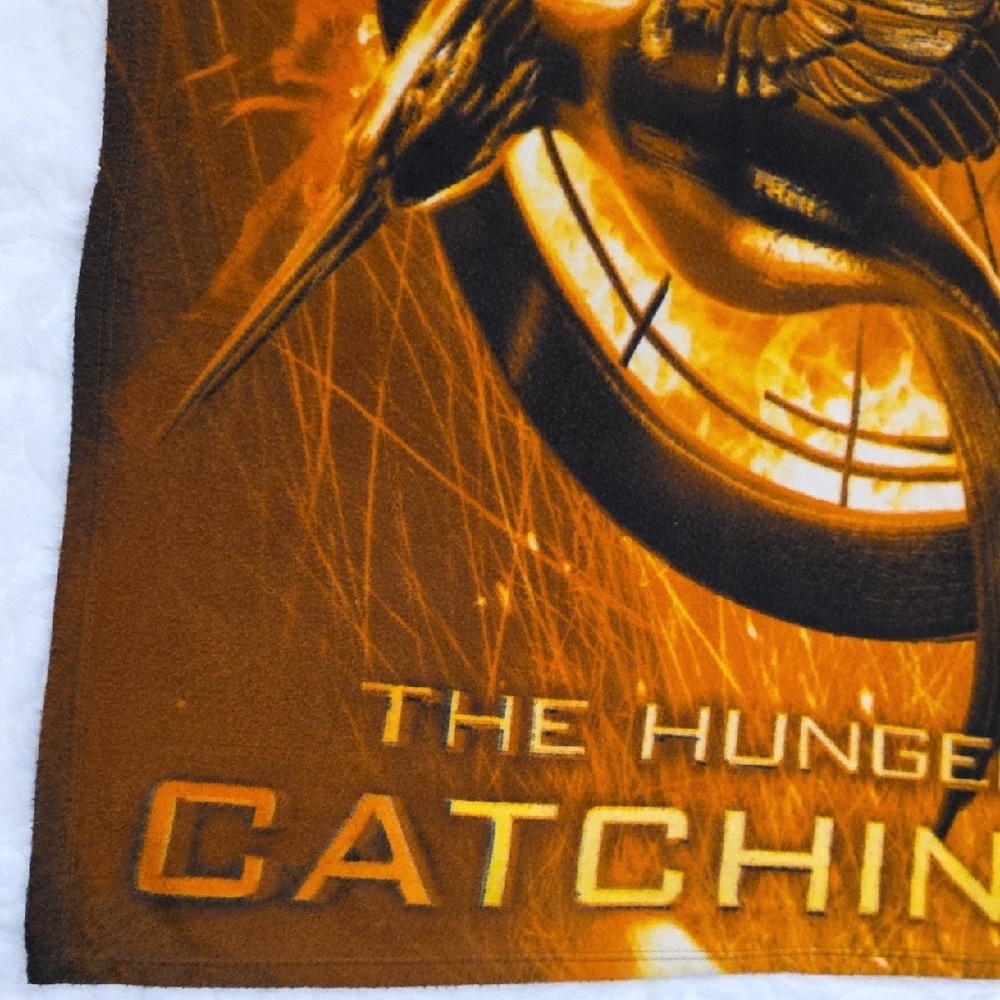 The Hunger Games Tapestry - Fiery Orange and Black - Picture 3 of 7